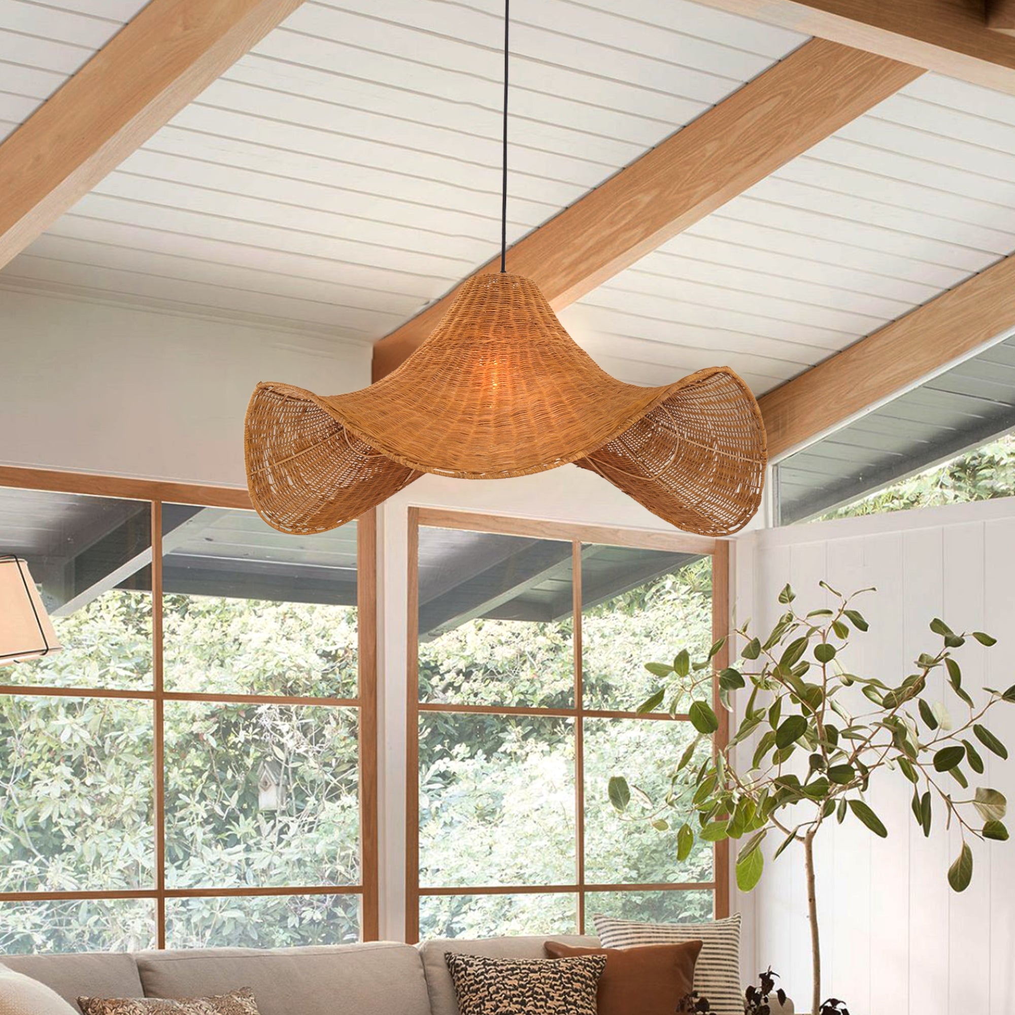 Brown & White Hat-Shaped Handwoven Rattan Pendant Light