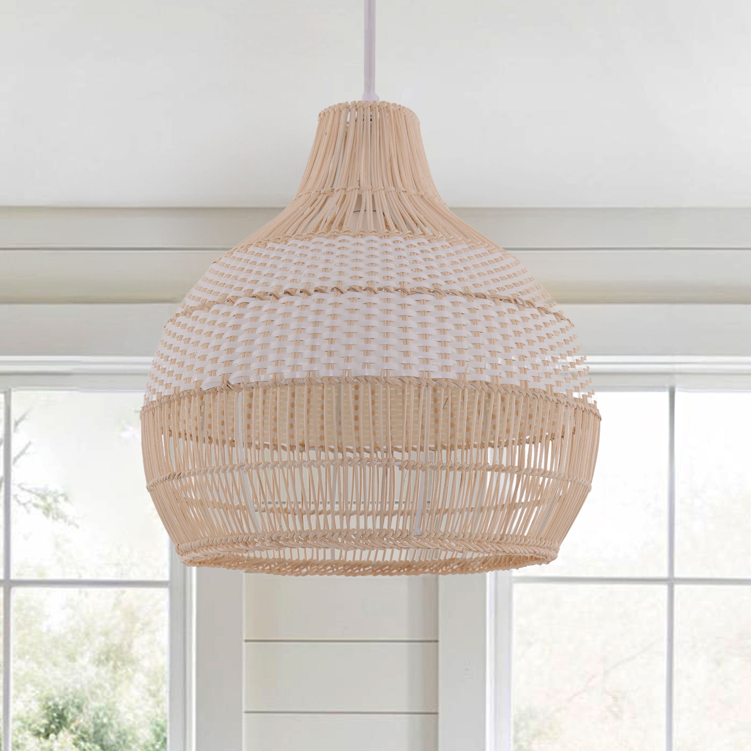 Handwoven Rattan Pendant Light – Boho, Rustic Ceiling Light for Kitchen, Dining & Bedroom