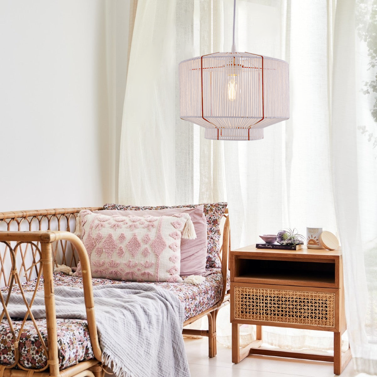 Modern Handwoven White Paper Rope Pendant Light for Cozy Interiors