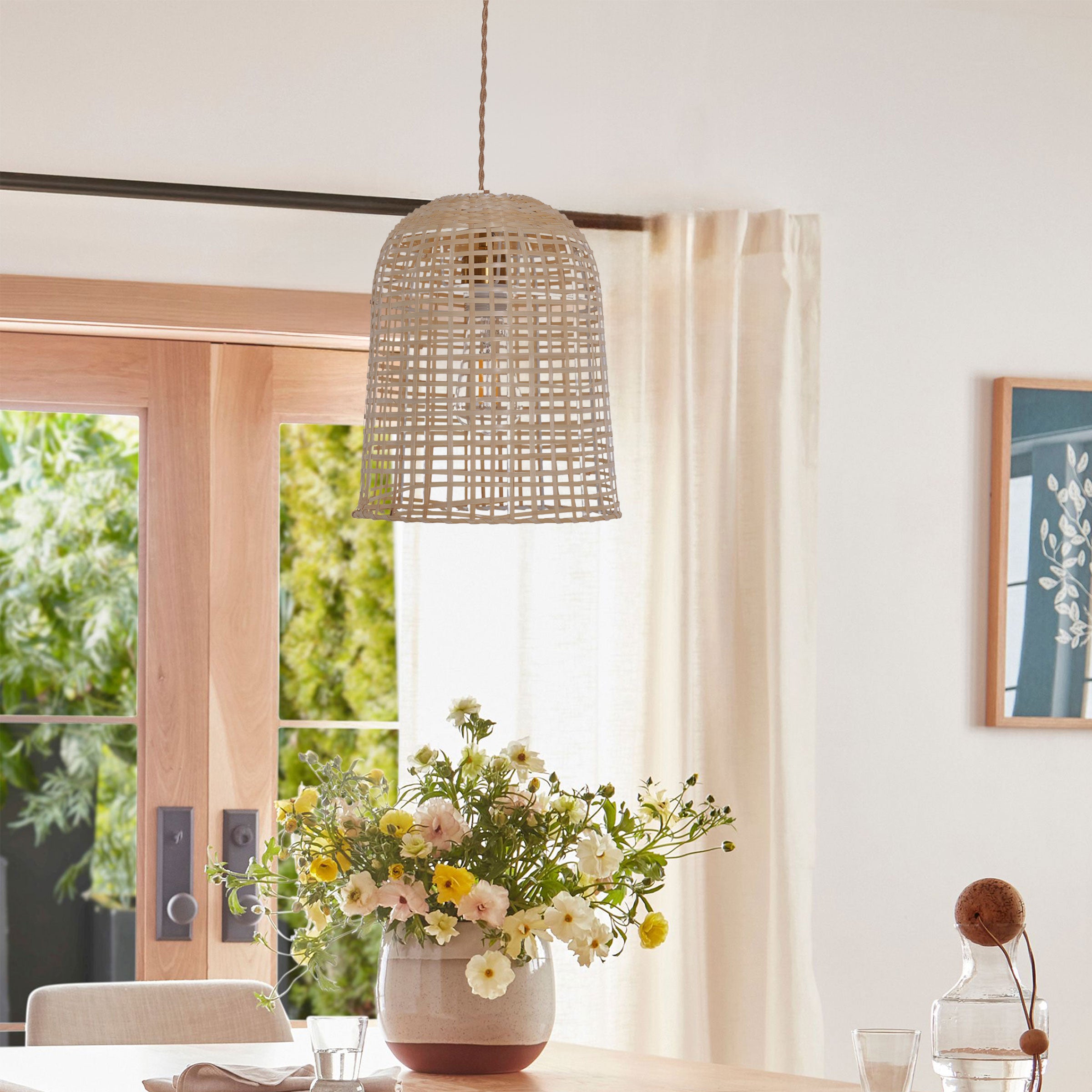 Eco-Friendly Natural Woven Bamboo Pendant Light for Cozy Ambiance