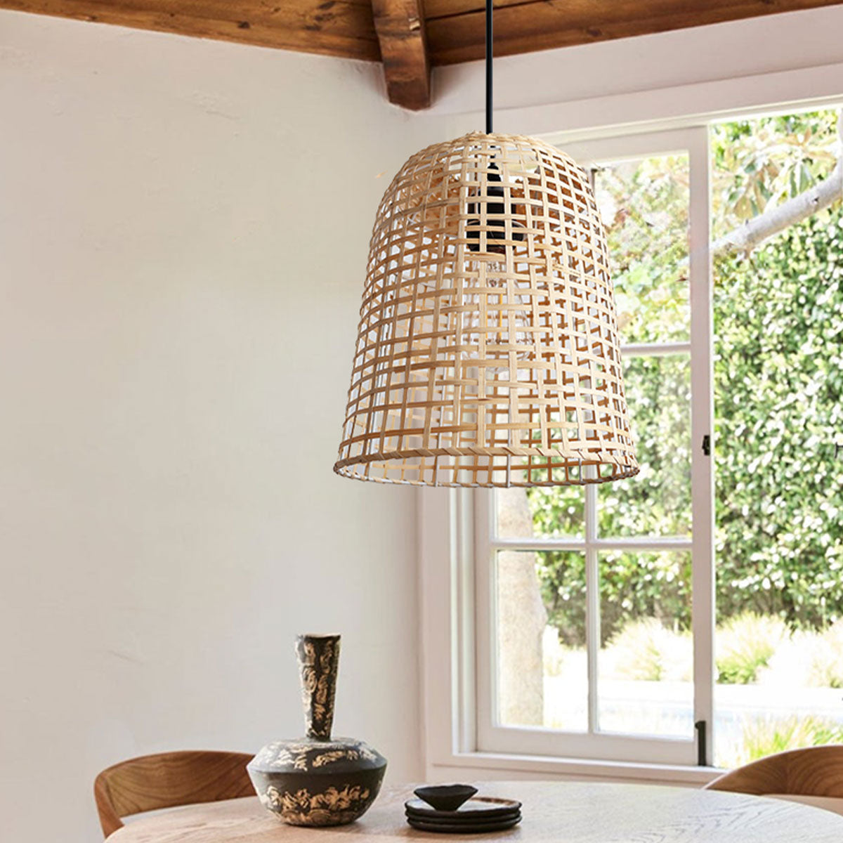 Eco-Friendly Natural Woven Bamboo Pendant Light for Cozy Ambiance