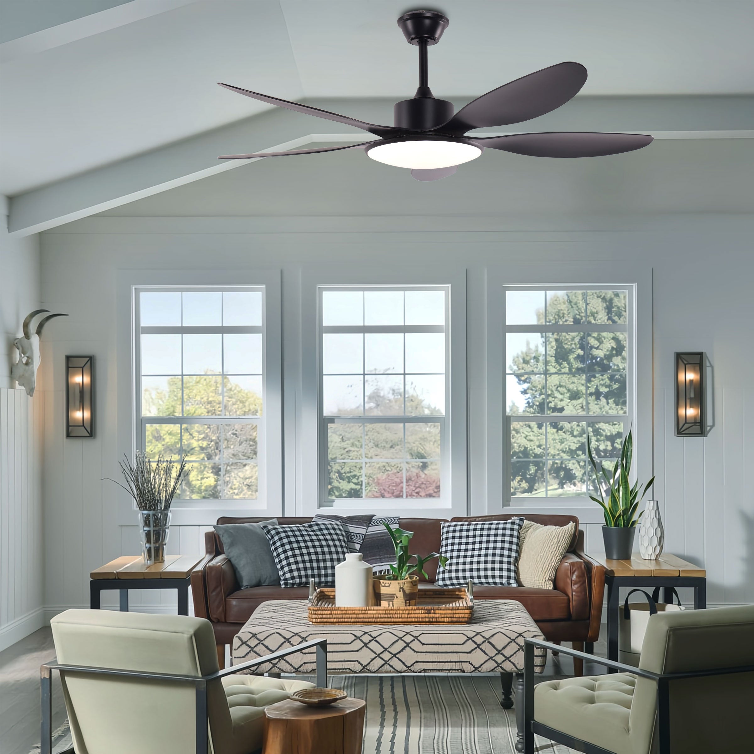 Low-Noise 5-Blade Fan Light with Adjustable Speeds and Timer Feature