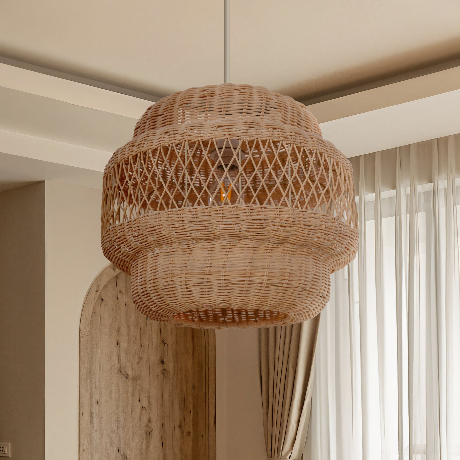 Hollow Weave Rattan Pendant Light Living Room Dining Room & Bedroom