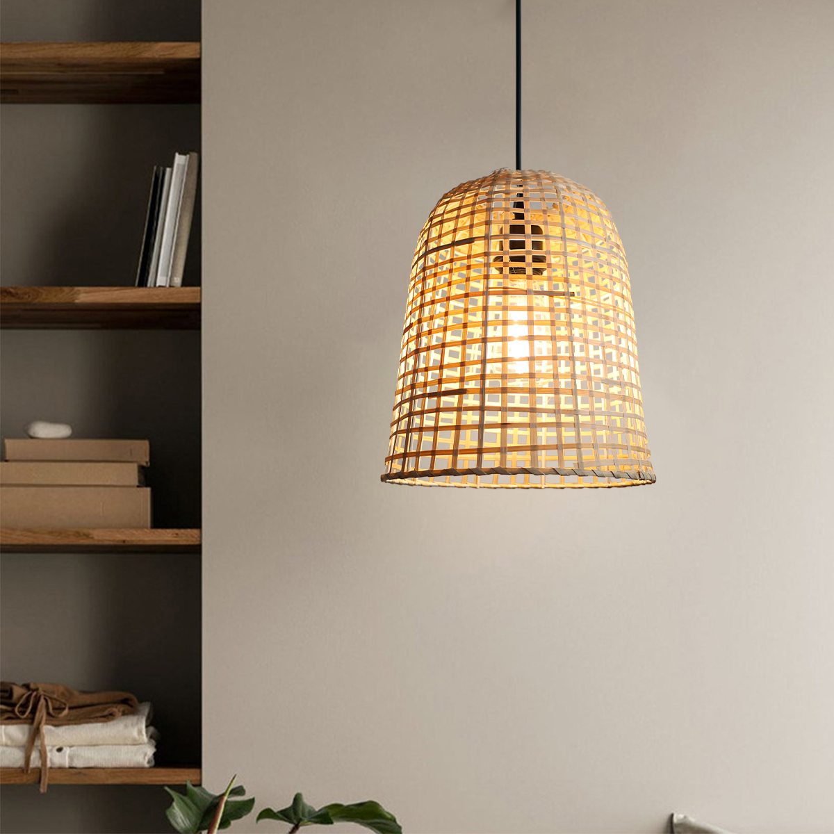 Eco-Friendly Natural Woven Bamboo Pendant Light for Cozy Ambiance