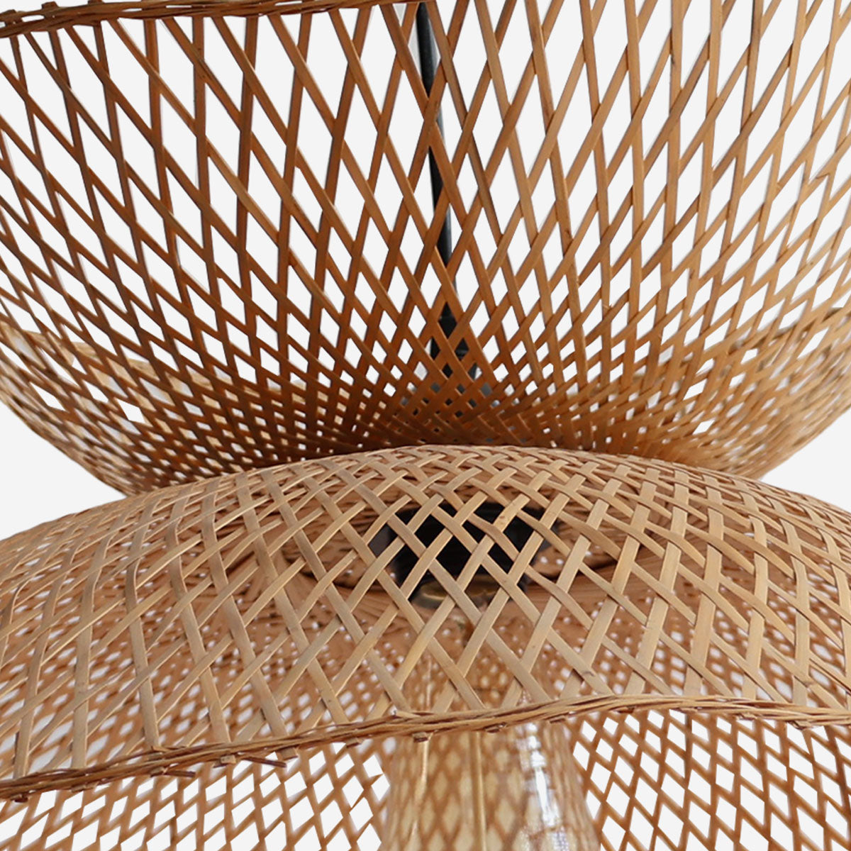 Natural Bamboo Woven Pendant Light for Cozy Interiors