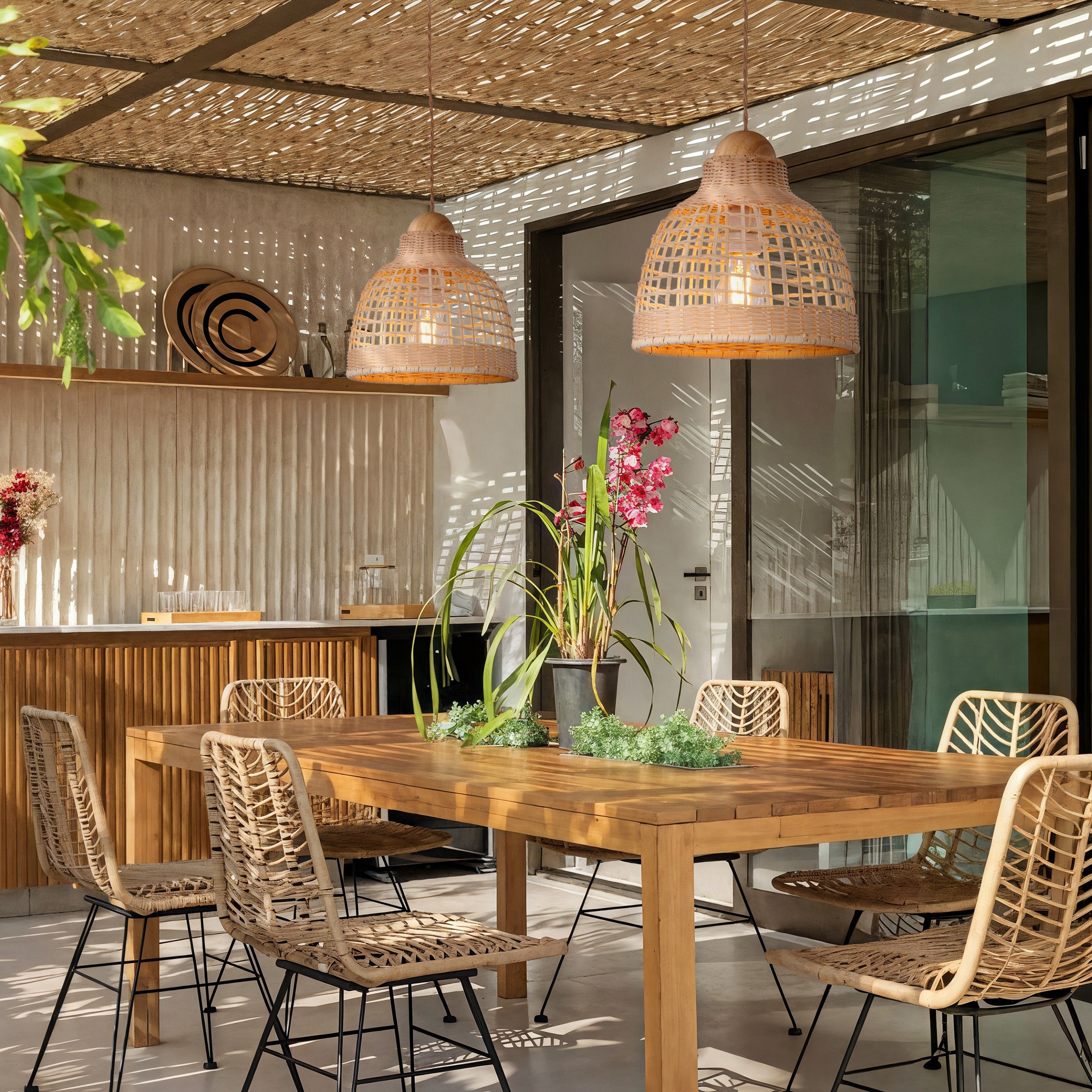 Elegant Vintage Woven Rattan Minimalist Pendant Light