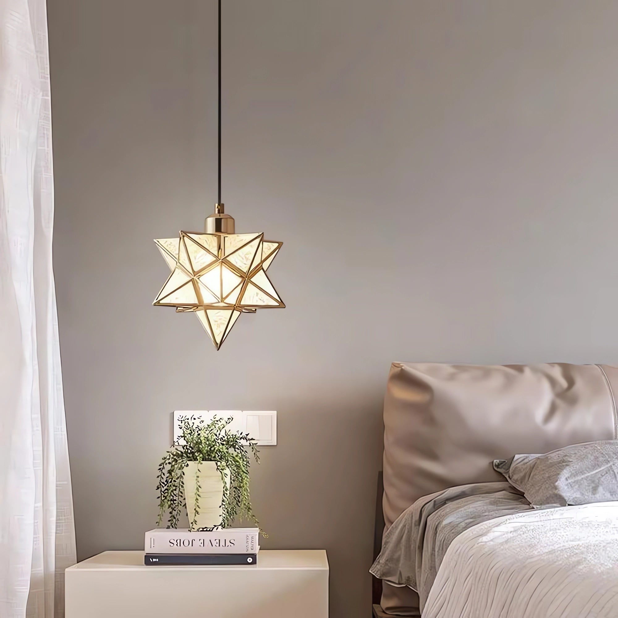 Star-Shaped Glass and Iron Art Pendant Light in Gold and Black