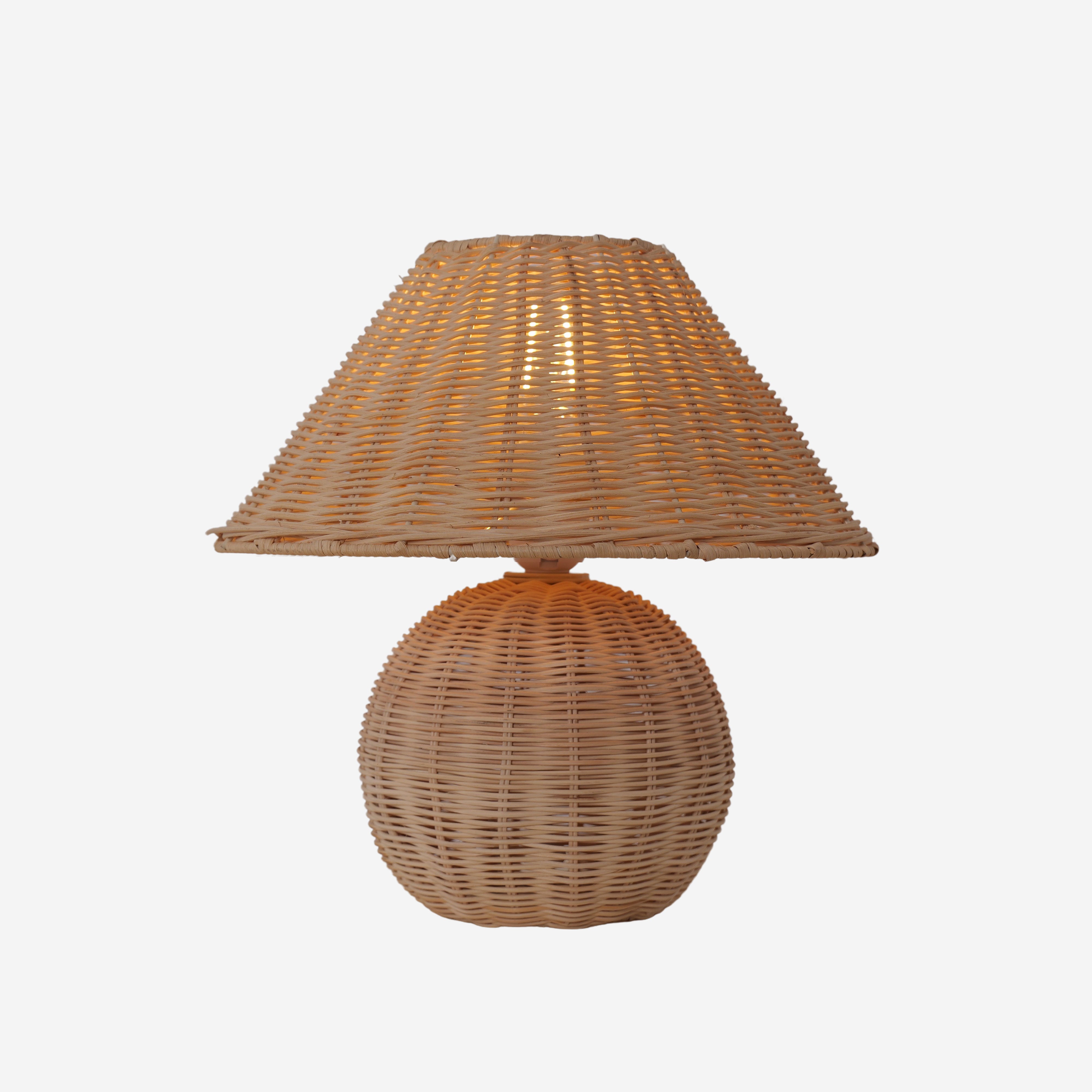 Bohemian Rattan Table Lamp – Handcrafted Natural Lighting