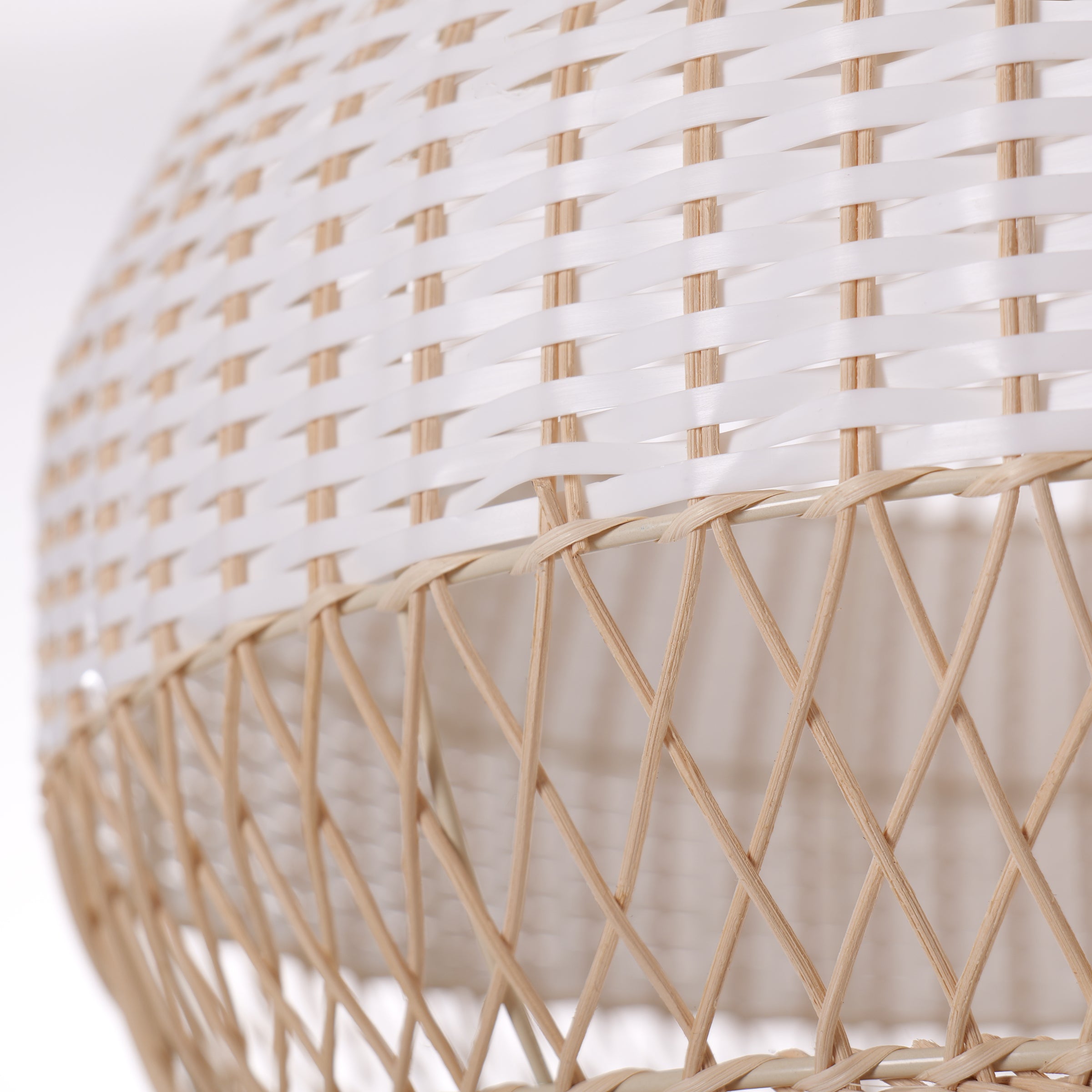 Half white handwoven rattan pendant light Style A - Lower Open Weave 细节2