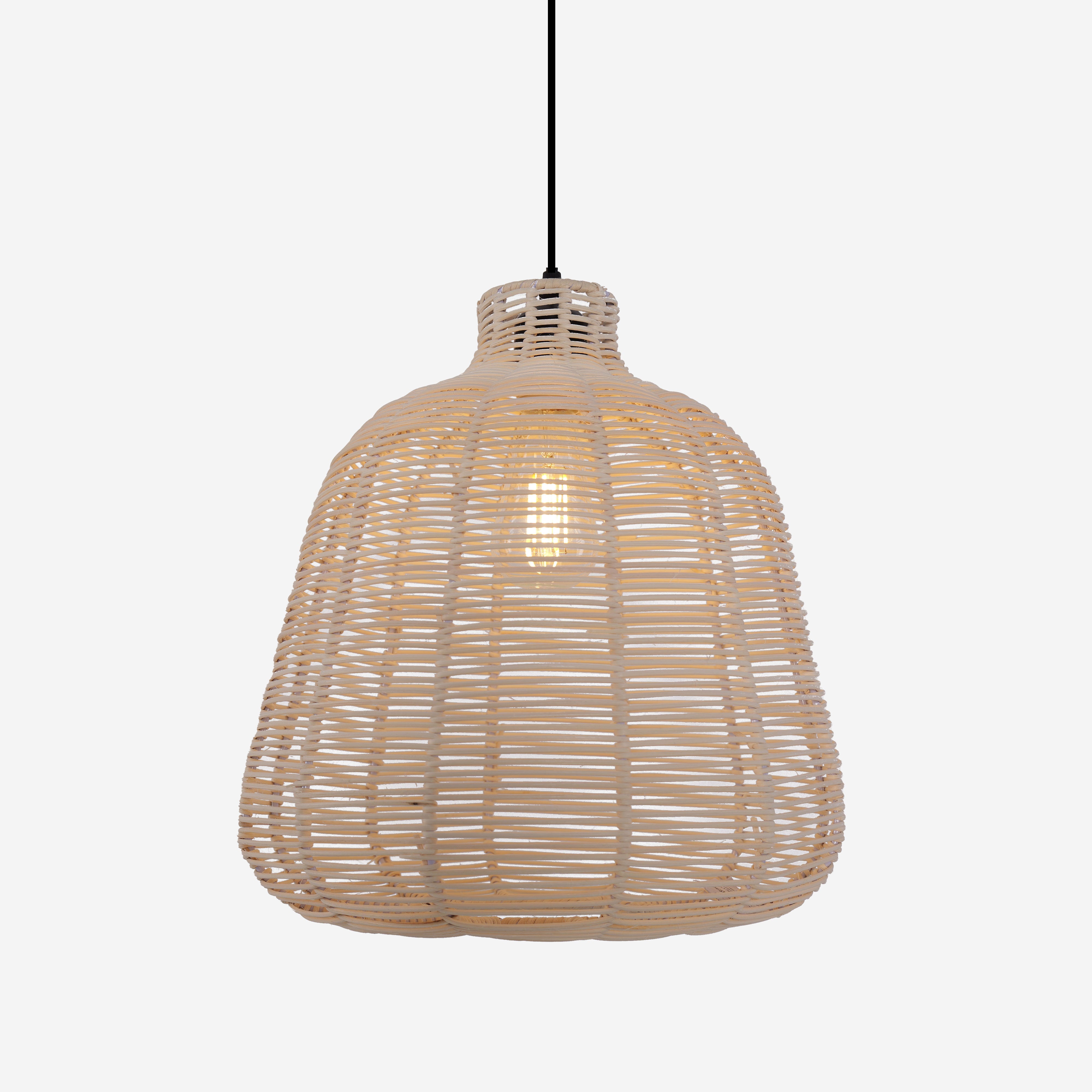 Natural Rattan Woven Pendant Light for Warm Ambient Lighting