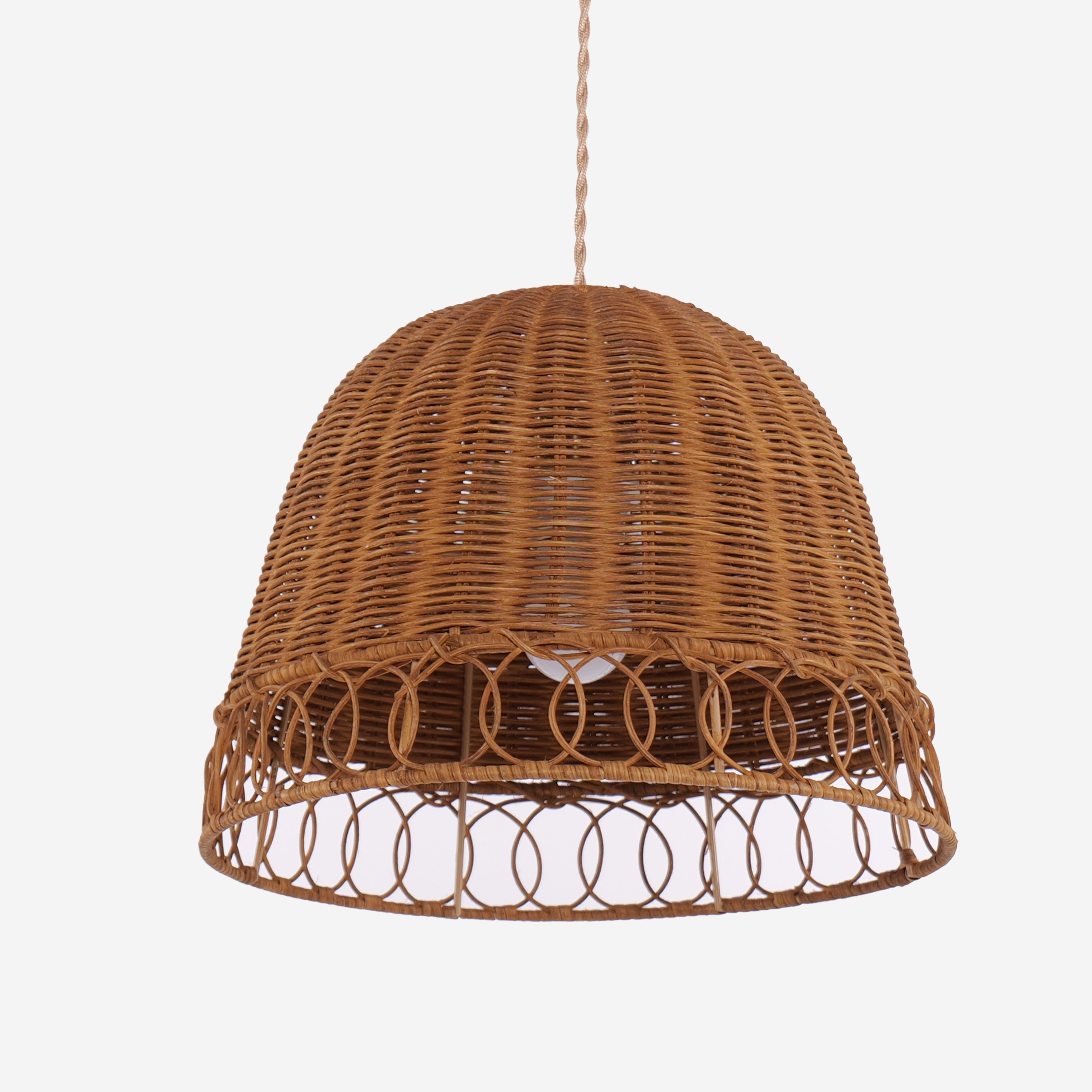 Handwoven Rattan Pendant Light for Cozy Living Spaces