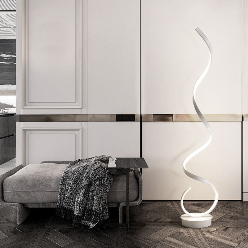 Minimal Line-Design Metal LED Floor Lamp