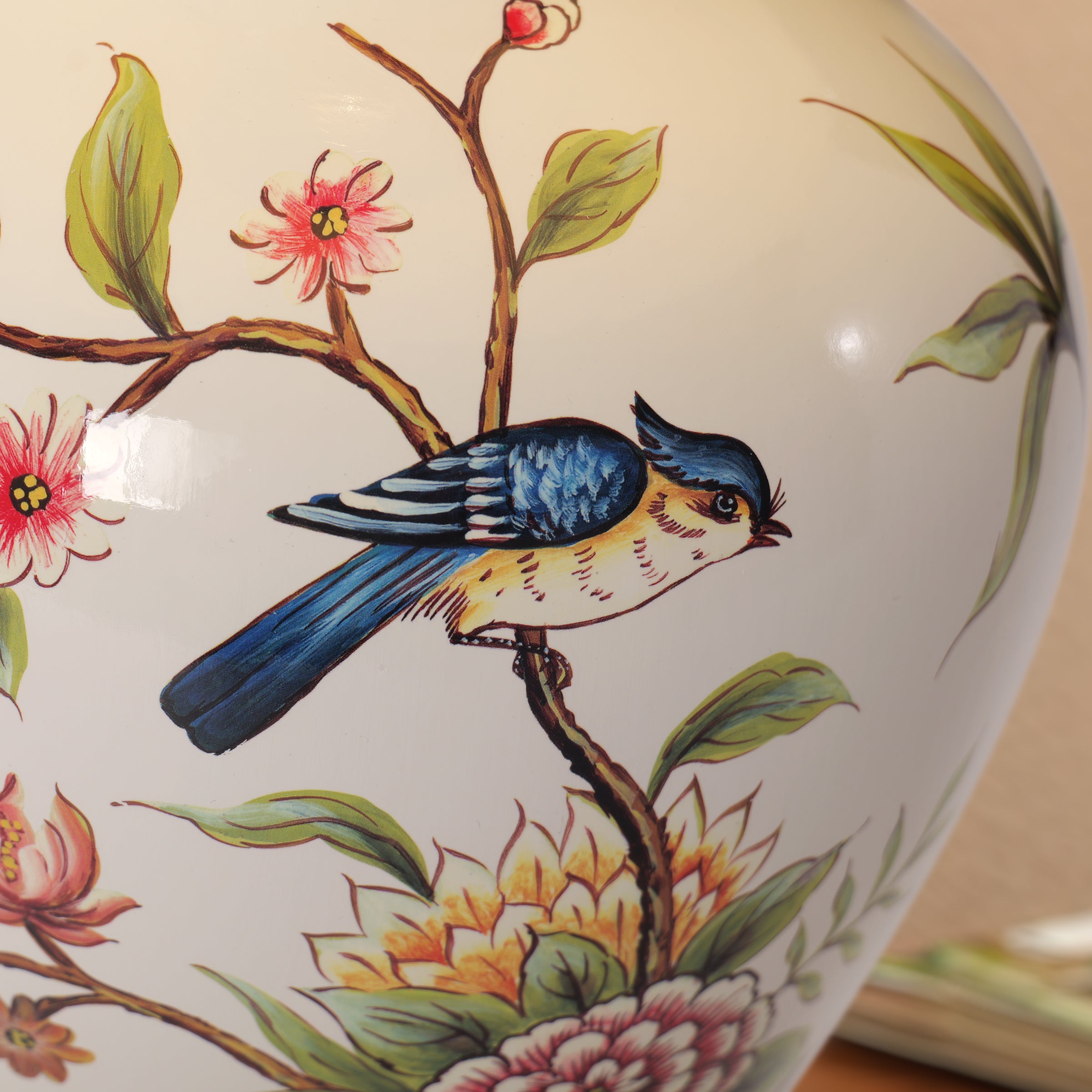 Close-up detail of White Chinoiserie Hand-Painted Ceramic Table Lamp table