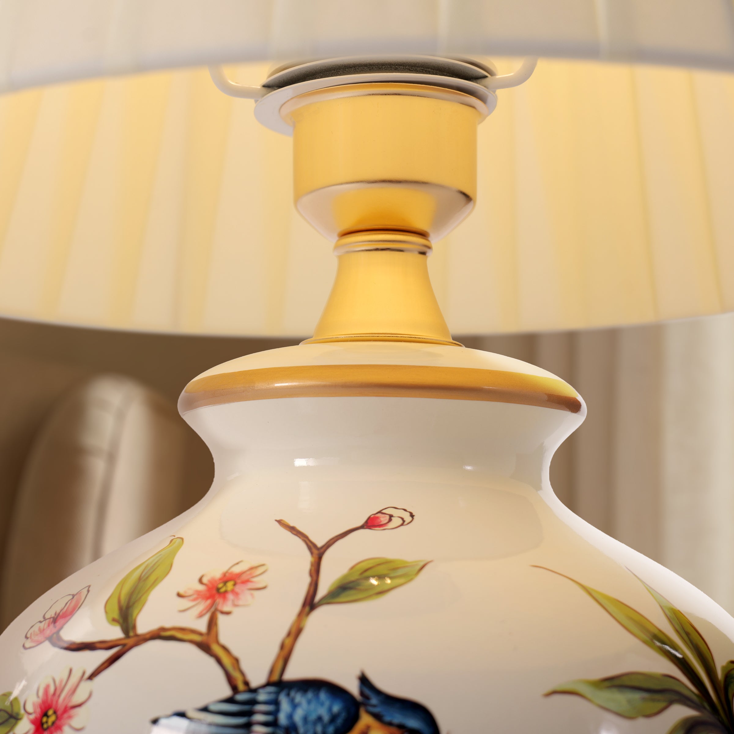 Close-up detail of White Chinoiserie Hand-Painted Ceramic Table Lamp table