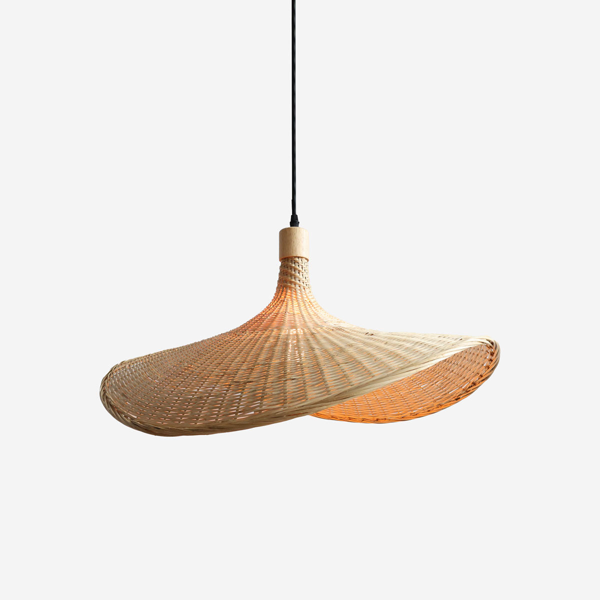 Handwoven Bamboo Shade Pendant Light for Cozy Interiors