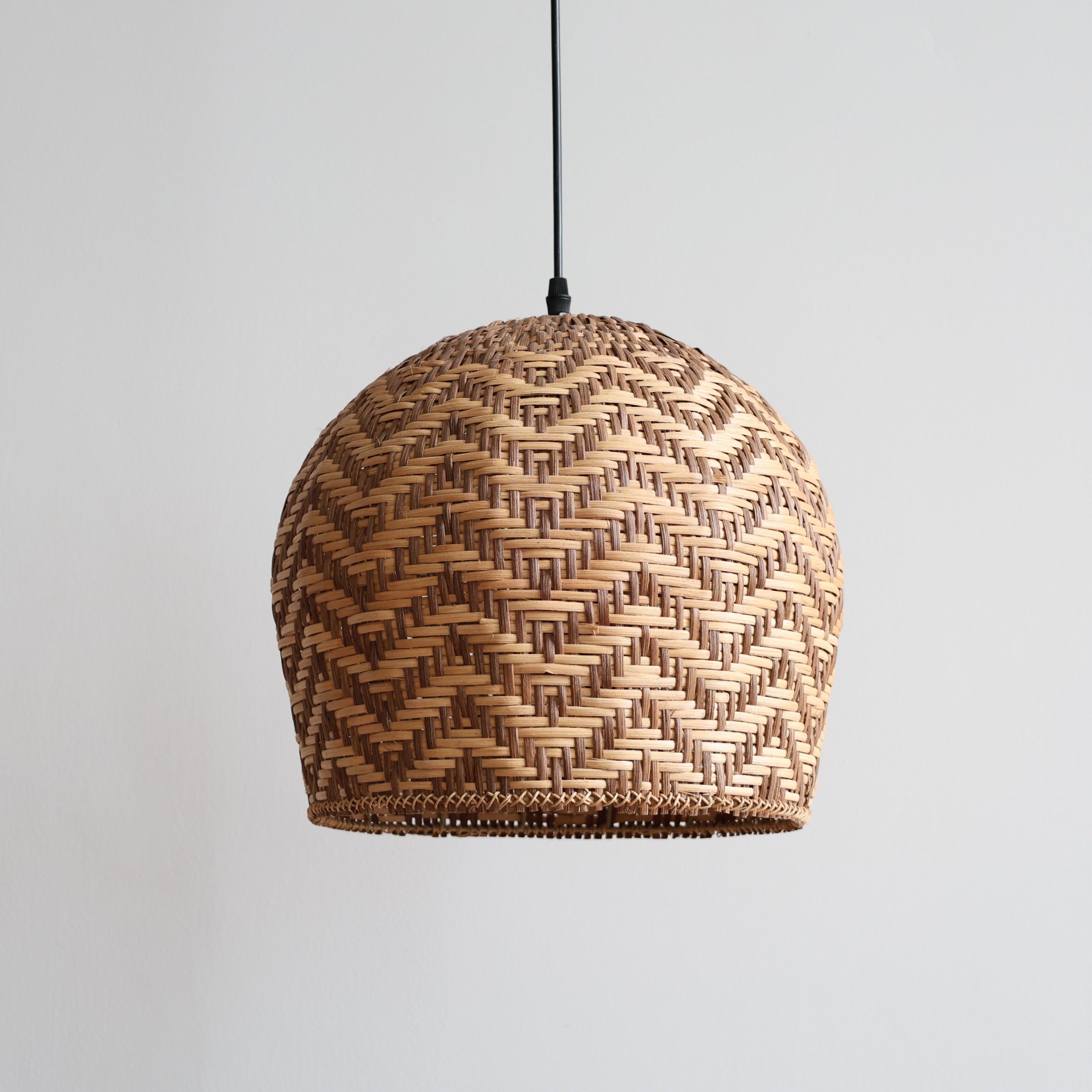 Elegant Woven Rattan Pendant Light with Wave Details