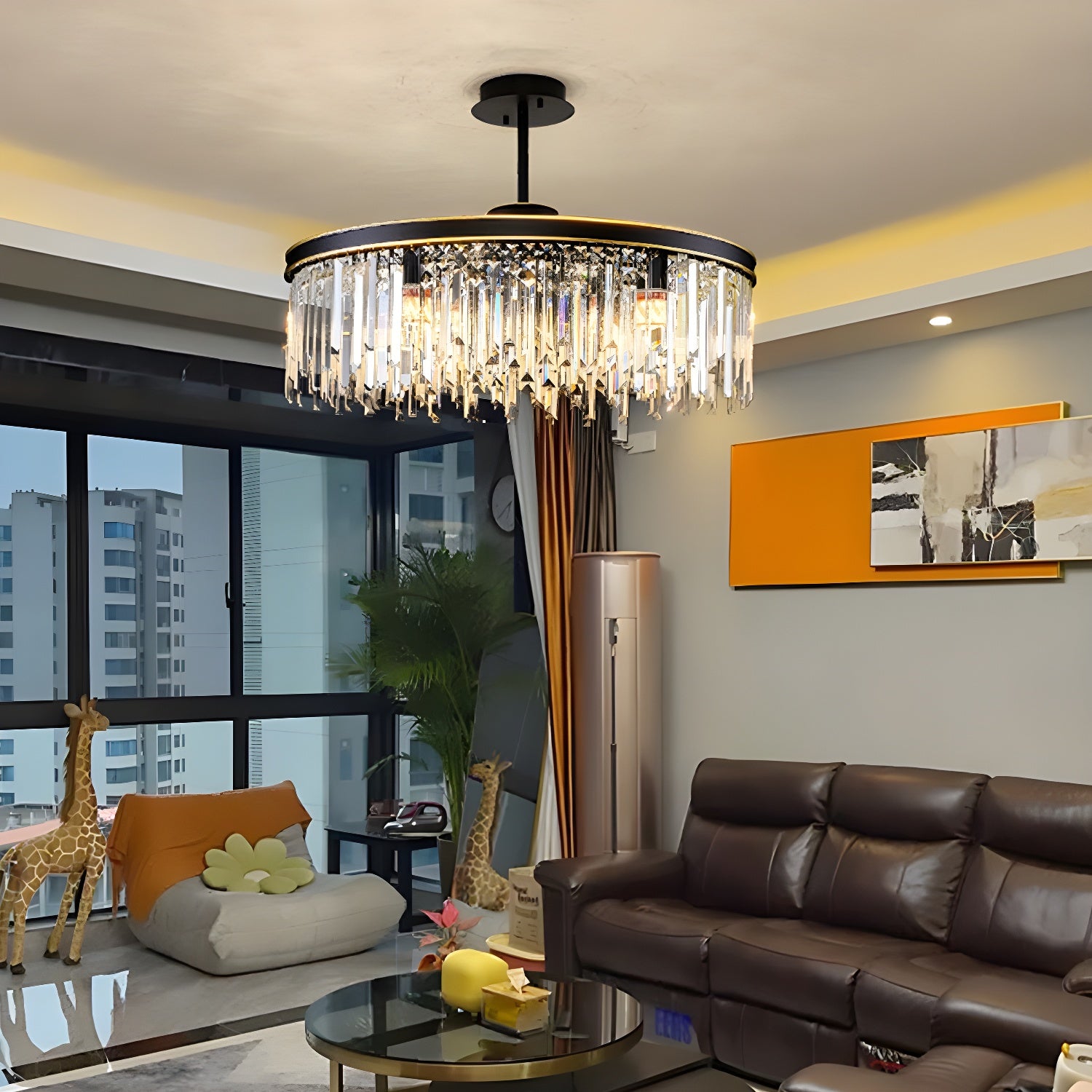 Modern Luxurious Pendant Light with Crystal Shade